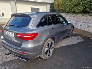 MERCEDES GLC CLASS 220D / 2019 / 2.1 DIESEL / AUTO - Image 4