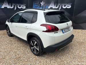 Peugeot 2008 GT Line Automatic 1.2 2016 - Image 3