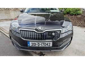 Skoda Superb STYLE 1.4 TSI 218 BHP PHEV- IV DSG-AU - Image 3