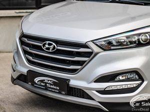 2018 HYUNDAI TUSCON EXECUTIVE - Image 2
