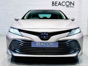 36,000 MILES*HYBRID PLATINUM TOYOTA CAMRY  2.5 AUT - Image 4