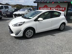 2021  TOYOTA AQUA AUTO - Image 3
