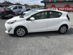 2021  TOYOTA AQUA AUTO - Image 2