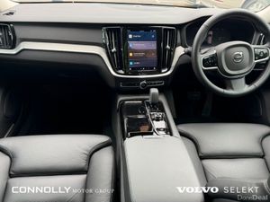 Volvo V60 T6 Plus | €538pm | Plug-in Hybrid | Huge - Image 4
