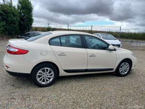 Stunning Renault Fluence 2014 - Image 3