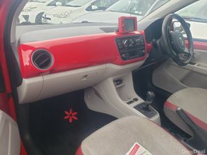 Volkswagen up! 2013 - Image 2