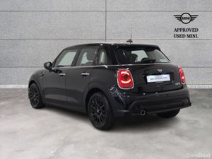 Mini Cooper Cooper Classic Auto - Image 3