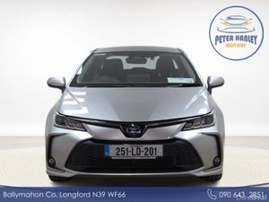 Toyota Corolla 1.8 Hybrid Luna Saloon - Image 4