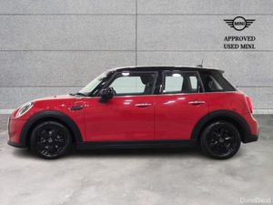 Mini Cooper 5-Door Cooper Classic - Image 3