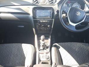 Suzuki Vitara Vitara 1.4 Mild Hybrid SZ5 MT - Image 4