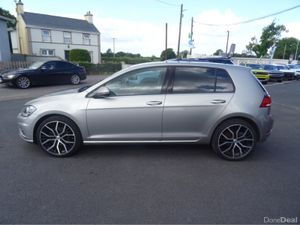 Volkswagen Golf 1.6 TDI SE NAV BLUEMOTION 115PS 5D - Image 2