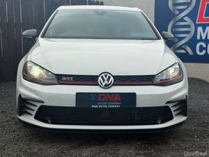 Volkswagen Golf GTI CLUBSPORT - 52KMS - Image 2