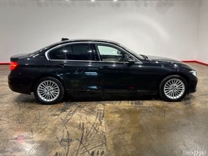 BMW 3-Series 330e 2.0 HYBRID - MULTI FUNCTION STEE - Image 3