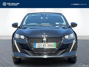 Peugeot 208 Electric 136bhp (50 kWh) Allure Black - Image 4