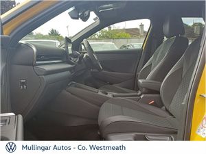 Volkswagen T-Roc R-LINE 1.5TSI 150HP MHEV - Image 4