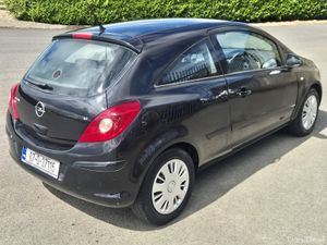 OPEL CORSA LOW KMS €1222 - Image 4