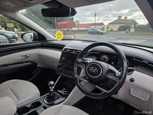 Hyundai Tucson IX35 EXECUTIVE PLUS 5DR DIESEL - Image 2