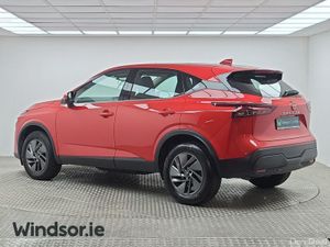Nissan Qashqai 1.3 PET MILD HYBRID SV CVT - Image 3