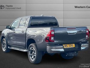 Toyota Hilux 2.8 D-4D Invincible Auto 4WD Euro 6 ( - Image 4