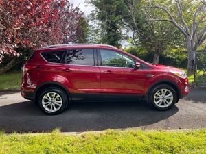Ford Kuga 2017 Titanium Diesel - Image 2