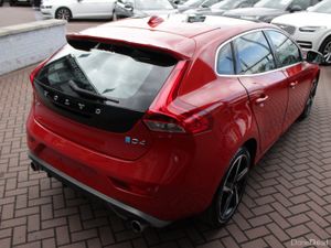 2016 VOLVO V40 R-DESIGN PAN ROOF 5DR HATCHBACK - Image 4