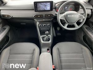 Dacia Sandero Stepway TCe 90 Journey - Image 3