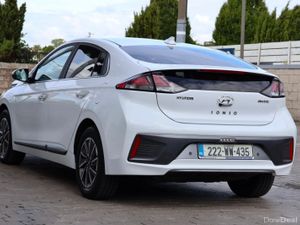 Hyundai IONIQ Electric Premium . Leather , Hi Spec - Image 4
