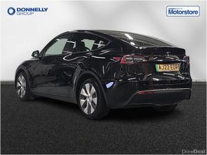 Tesla Model Y Hatchback Long Range - Image 3