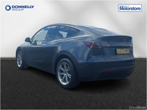 Tesla Model Y Hatchback Long Range - Image 3