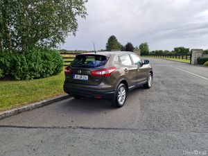 Nissan Qashqai Diesel (NCT TESTED AND TAXED)!!! - Image 4