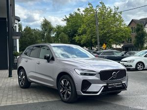 Volvo XC60 XC60 T6 Plus Dark AWD PHEV 350bhp - Image 3