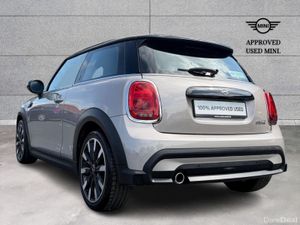 Mini Cooper 3-Door Cooper Exclusive - Image 2