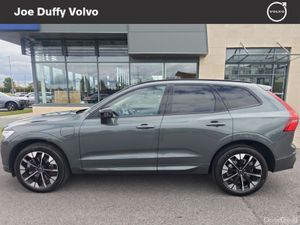 Volvo XC60 Ultra T6 PHEV *New Forest Lake Colour* - Image 4