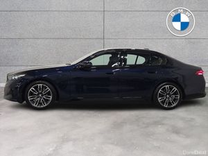 BMW 5-Series 530e M Sport Saloon - Image 4