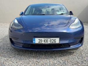 Tesla Model 3 2021 - Image 3