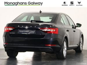Skoda Superb AMBITION AUTO - Image 4