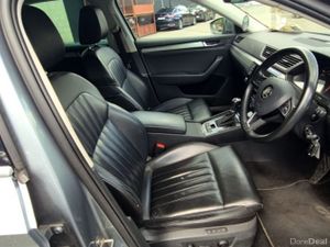 Skoda Superb 2016 - Image 4