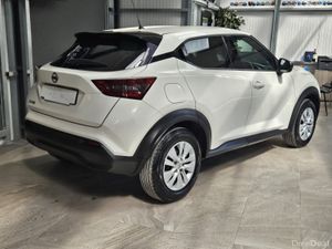 201 NISSAN JUKE XE PETROL - Image 3
