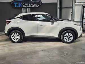 201 NISSAN JUKE XE PETROL - Image 2