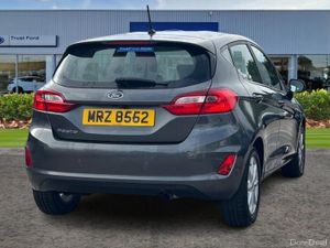 Ford Fiesta 1.1 Zetec 5dr - Image 4