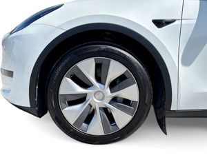 Tesla Model Y RWD - Image 4