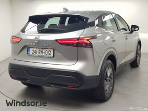 Nissan Qashqai 1.3 PET MILD HYBRID SV CVT - Image 4