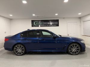 BMW 5-Series 530E XDRIVE M SPORT PLUS ***GLASS SUN - Image 4