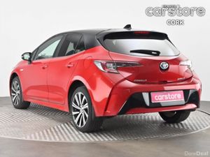 Toyota Corolla 1.8 Hybrid Luna Sport Hatchback - Image 3