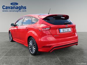2018 Ford Focus ST-Line 1.0 125ps - Image 3