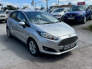 Ford Fiesta ideal starter car very low mileage - Image 4