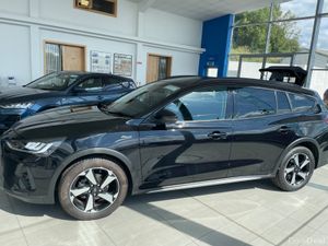 Ford Focus 2023 - Image 2