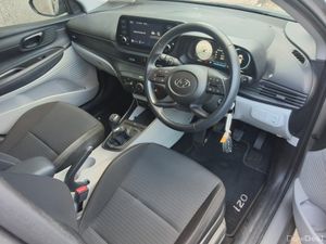 Hyundai i20 DELUXE PLUS 5DR - Image 4