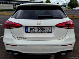 2019 MERCEDES BENZ A200D AMG LINE AUTO. - Image 4