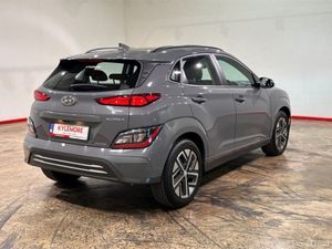 Hyundai KONA SE CONNECT - Image 4